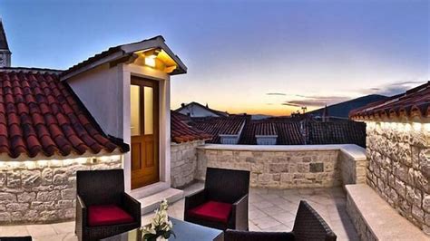 hotel monika trogir croatia.